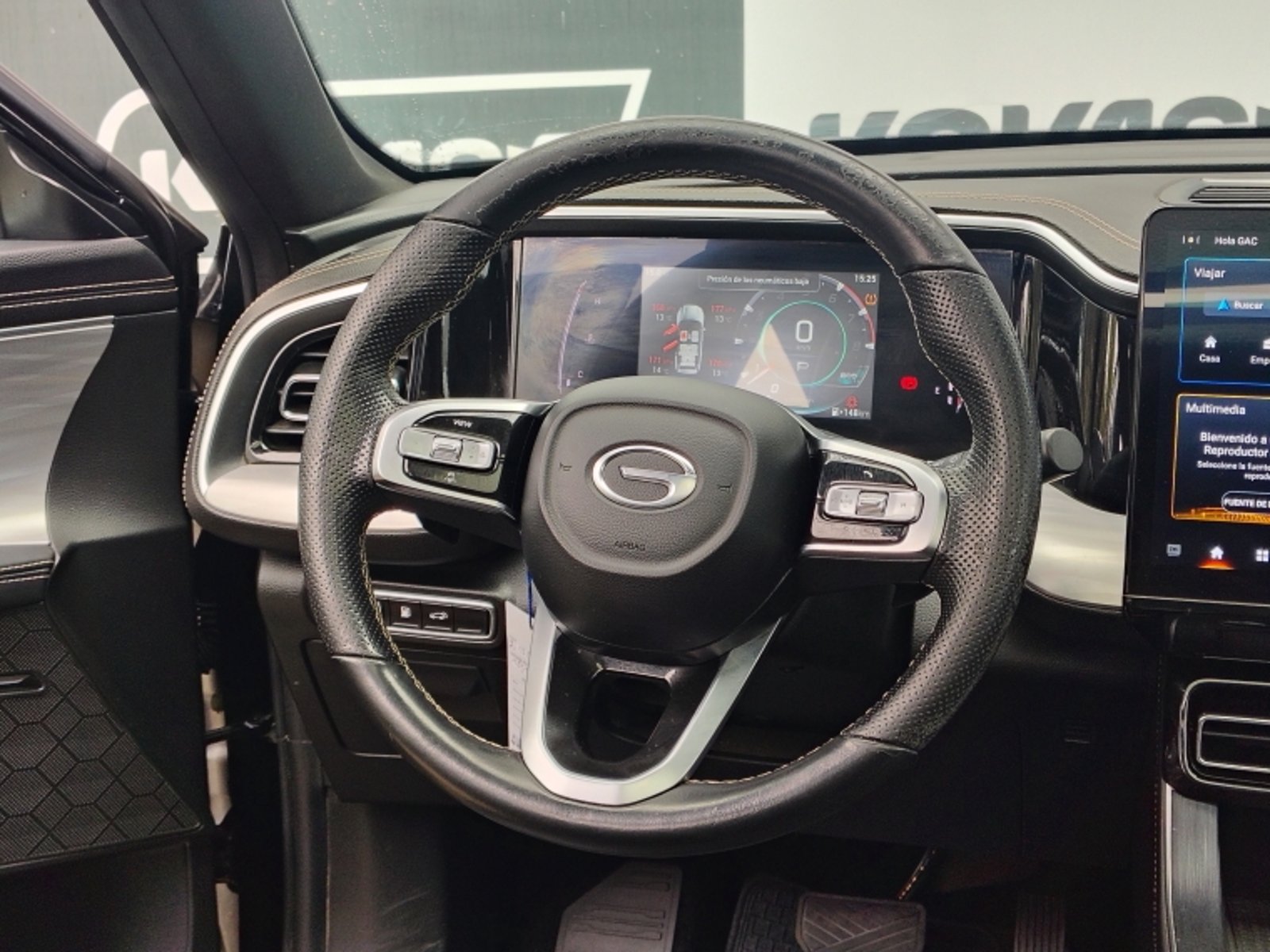 GAC Motor GS8 2.0 T GT AT 2024 - Imagen 13 de 19