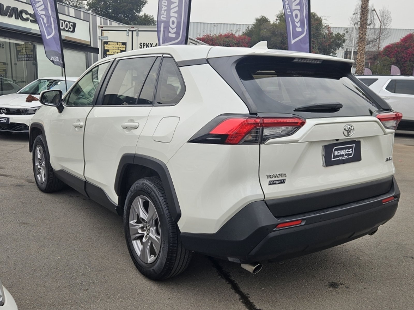 TOYOTA RAV4 OTTO 2.0 AUT 2023 - Imagen 6 de 19