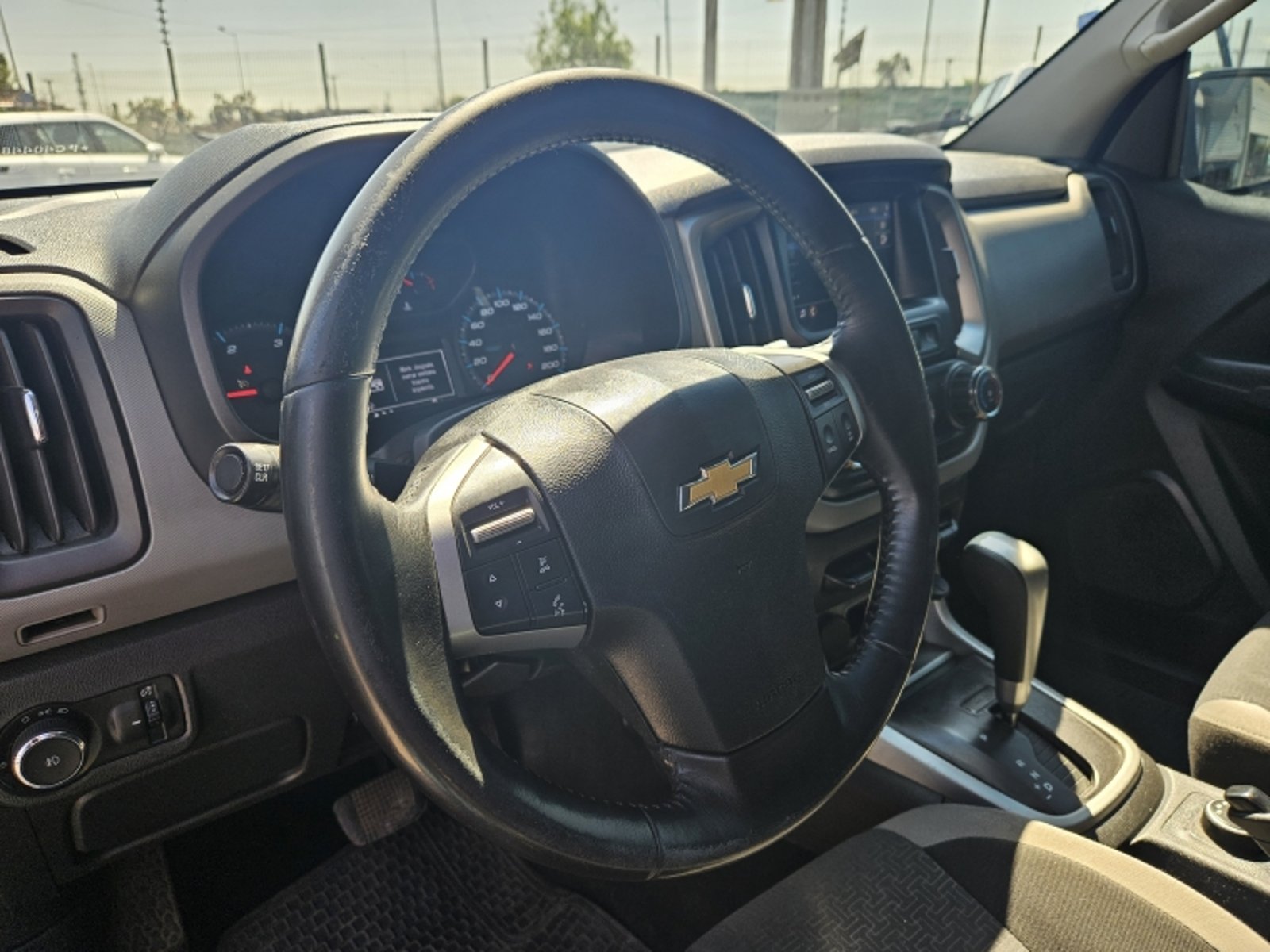 CHEVROLET COLORADO 2.8 LT AT 4X4 DIESEL 2023 - Imagen 11 de 20