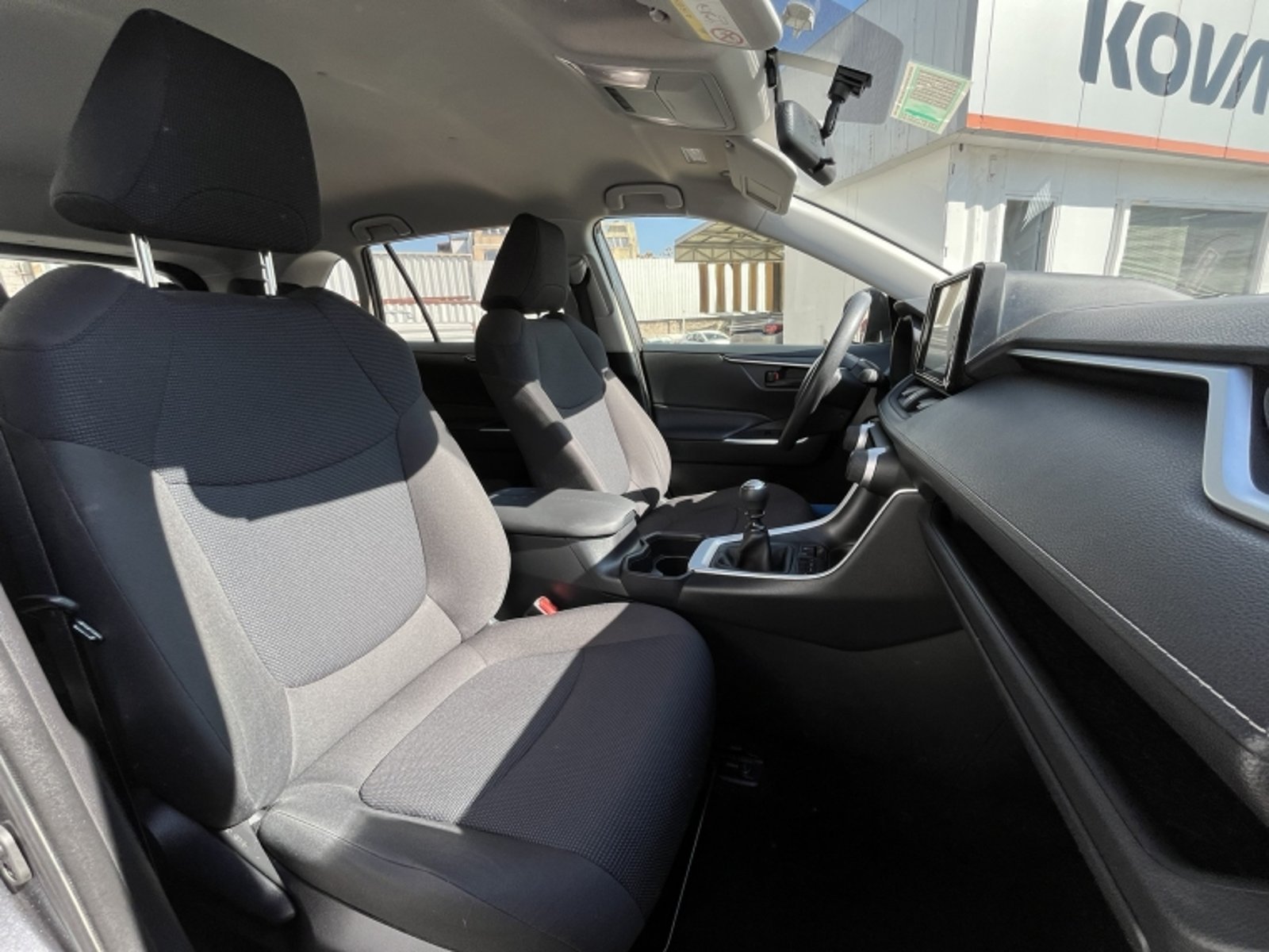 Toyota RAV4 2.0 LE MT 2022 - Imagen 12 de 20