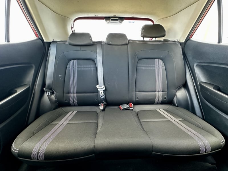 Hyundai VENUE 1.6 QX PLUS MT 2021 - Imagen 17 de 18
