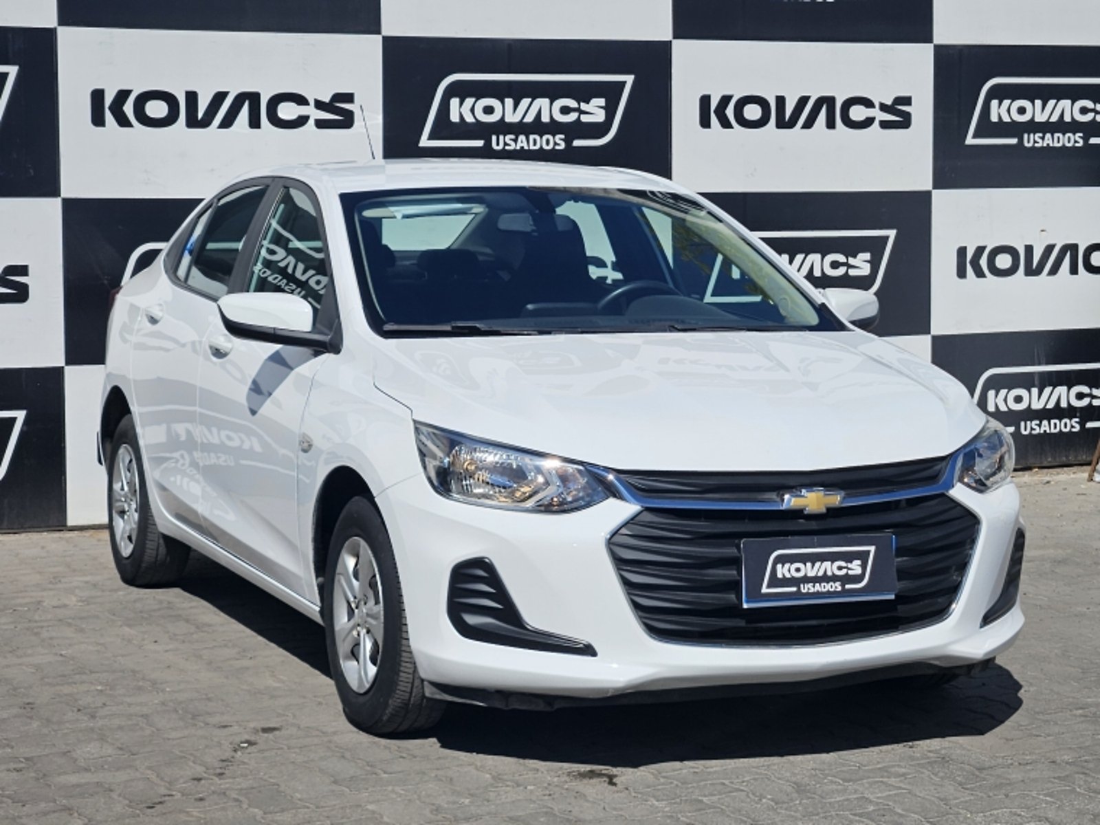 CHEVROLET ONIX LT MT 2023 - Imagen 3 de 20