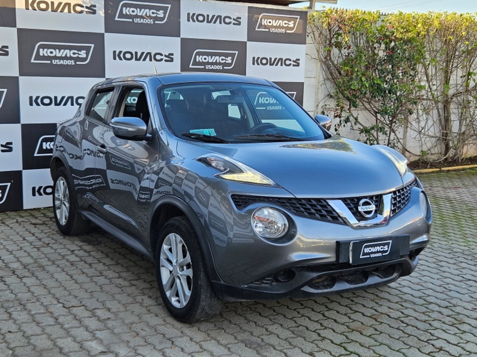 Nissan JUKE JUKE SENSE 1.6 AUT 2016 - Foto 4 de 19