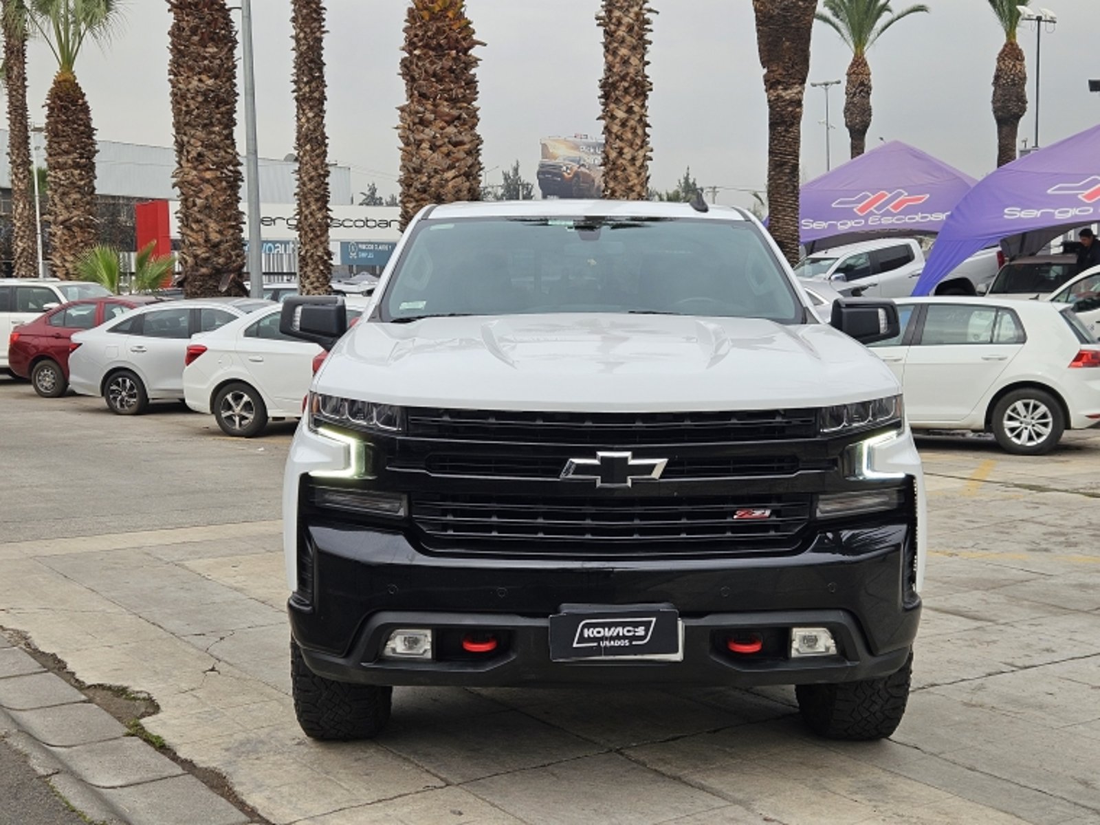 Chevrolet SILVERADO SILVERADO 5.3L LT TB AT 4WD 2022 - Foto 2 de 19