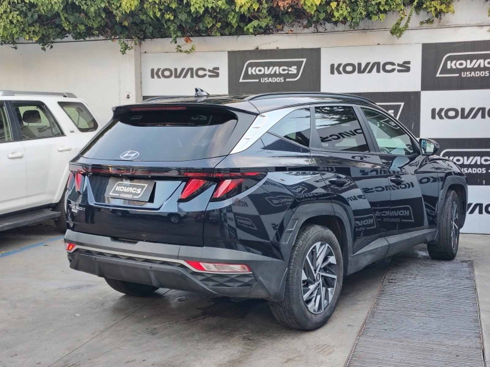 HYUNDAI TUCSON 2.0 NX4 PLUS  AT 2024 - Imagen 5 de 17