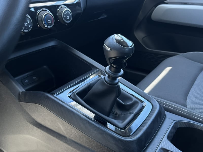 Chevrolet SAIL 1.5L LTZ  MT 2024 - Imagen 15 de 20