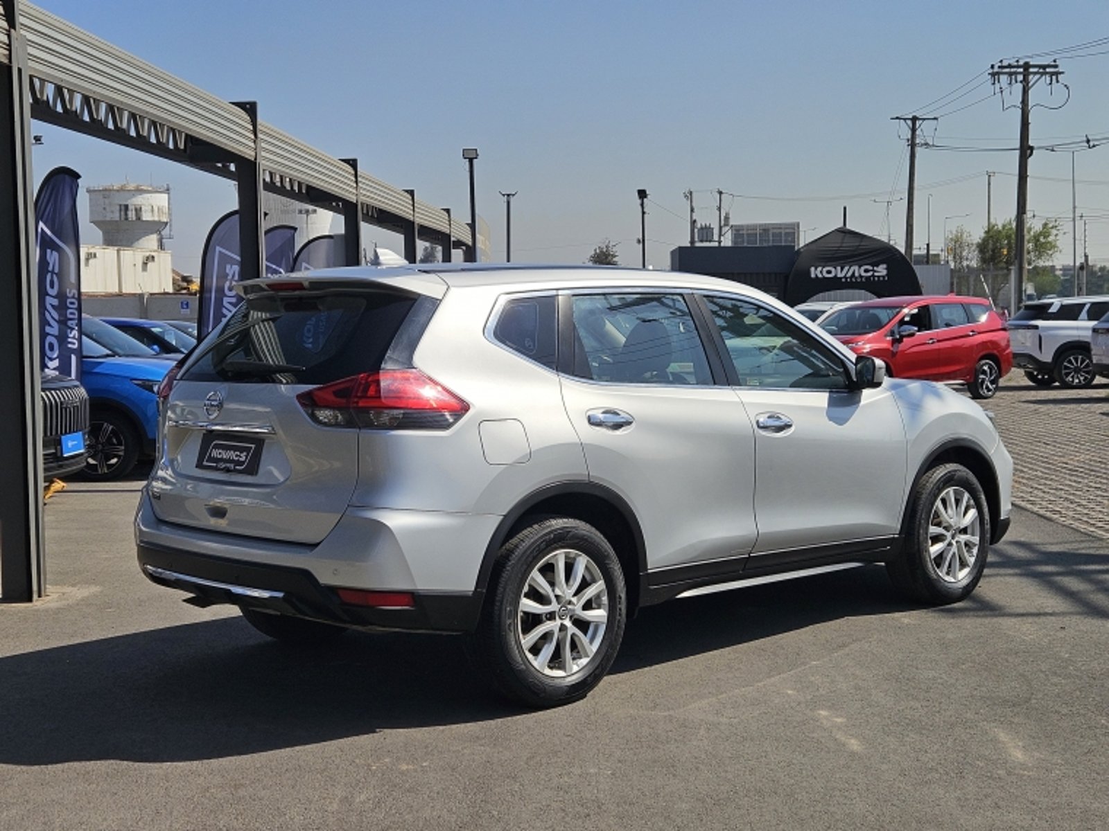 NISSAN X-TRAIL 2.5 SENSE CVT AT 2018 - Imagen 4 de 20
