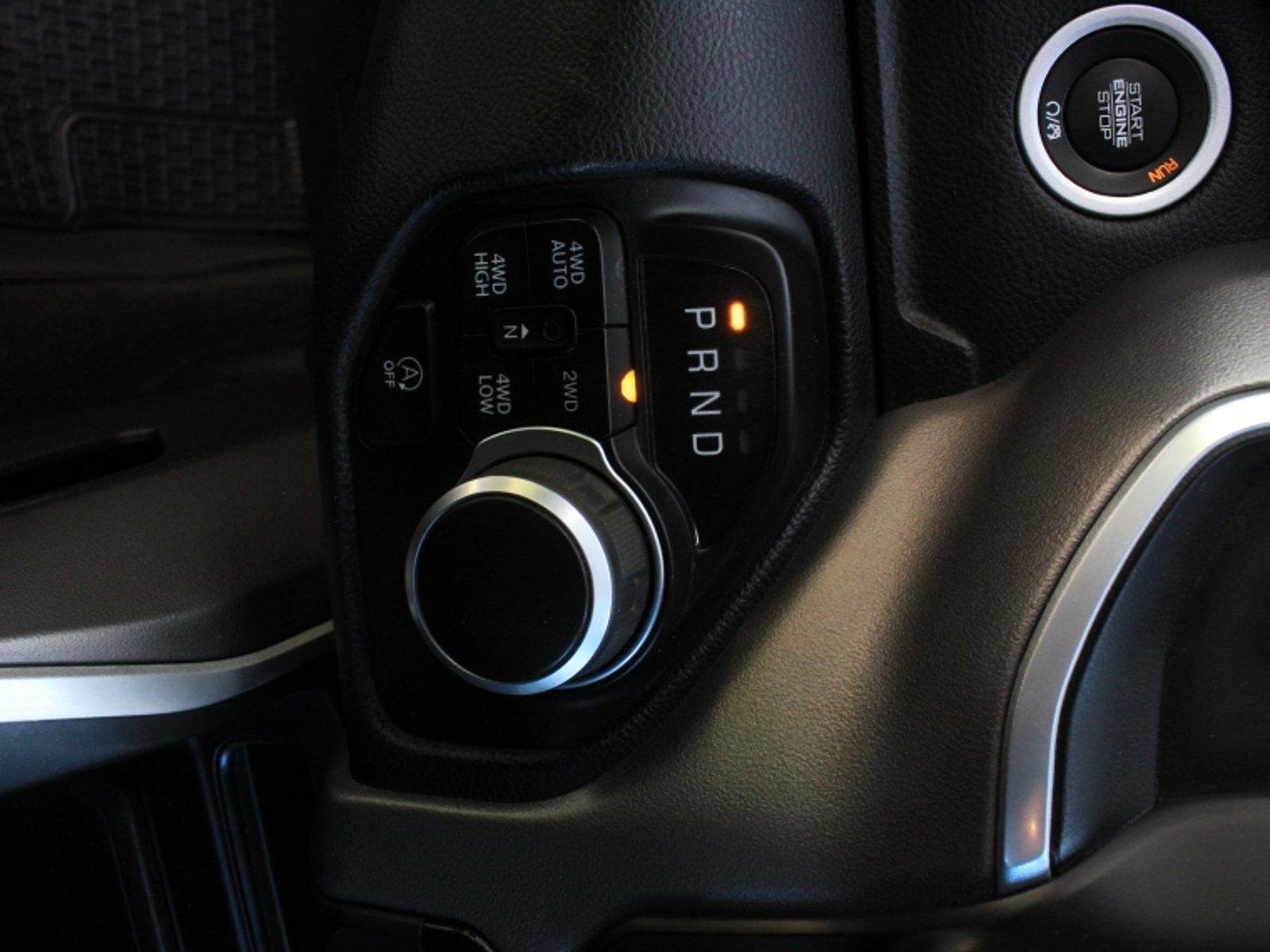 RAM 1500 BIG HORN CREW CAB 4X4 3.6 AUT 2023 - Imagen 15 de 19