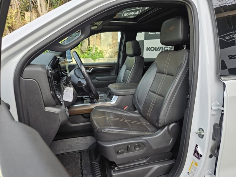 Chevrolet SILVERADO 3.0 TD HIGH COUNTRY AT 4X4 DIESEL 2023 - Imagen 11 de 20