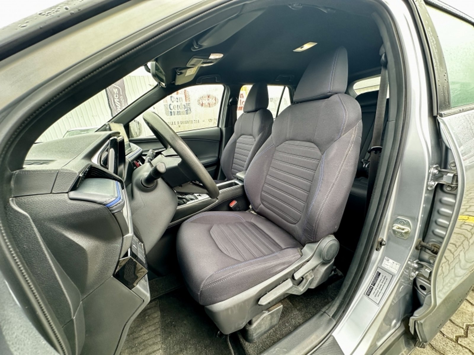 Toyota YARIS 1.5 XG AT 2024 - Imagen 9 de 18