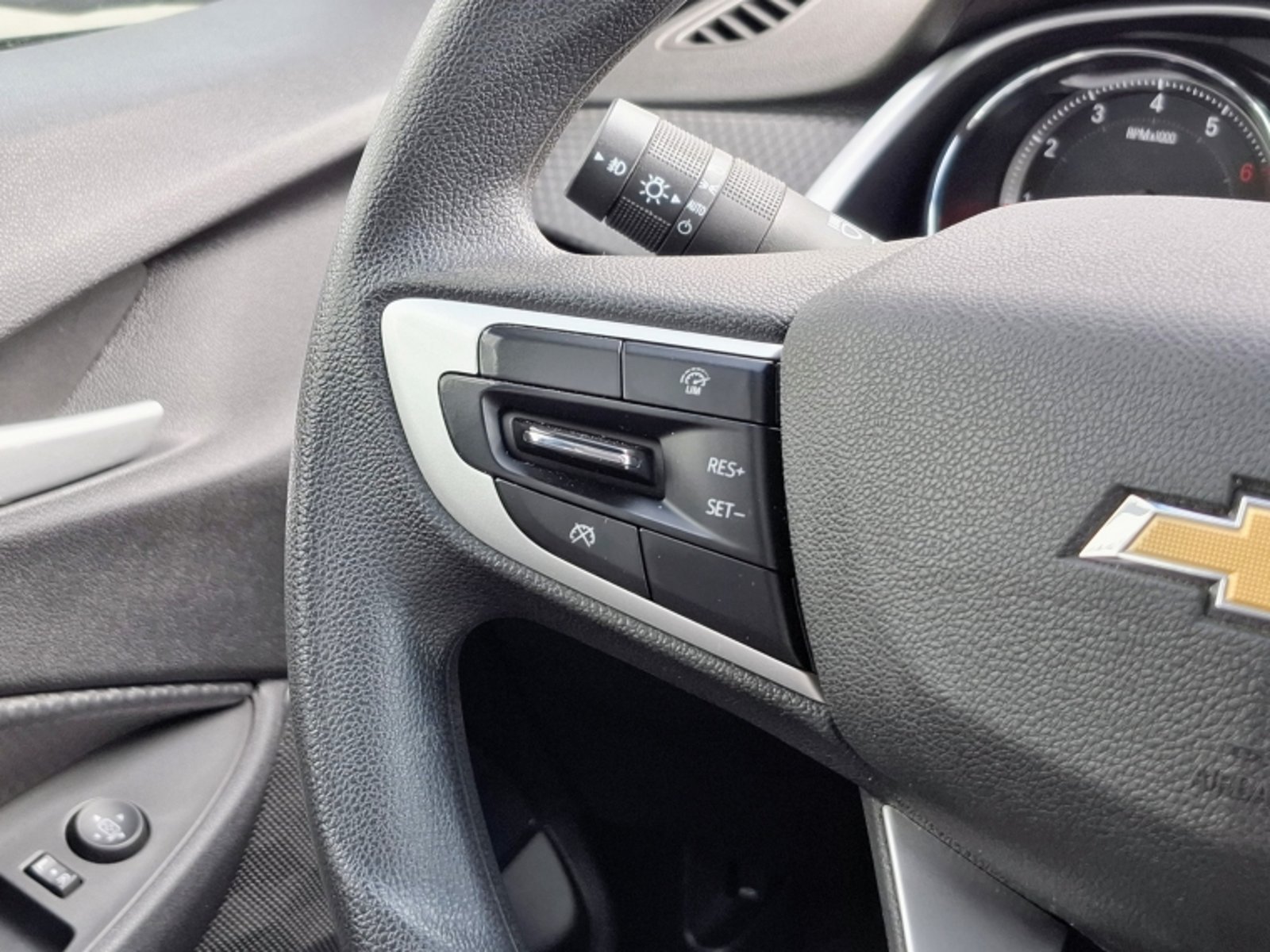 CHEVROLET ONIX ONIX NB 1.0 2024 - Imagen 9 de 20