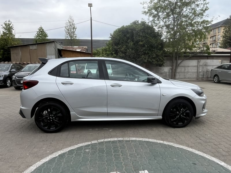 Chevrolet ONIX 1.0 HB RS MT 2023 - Imagen 6 de 20