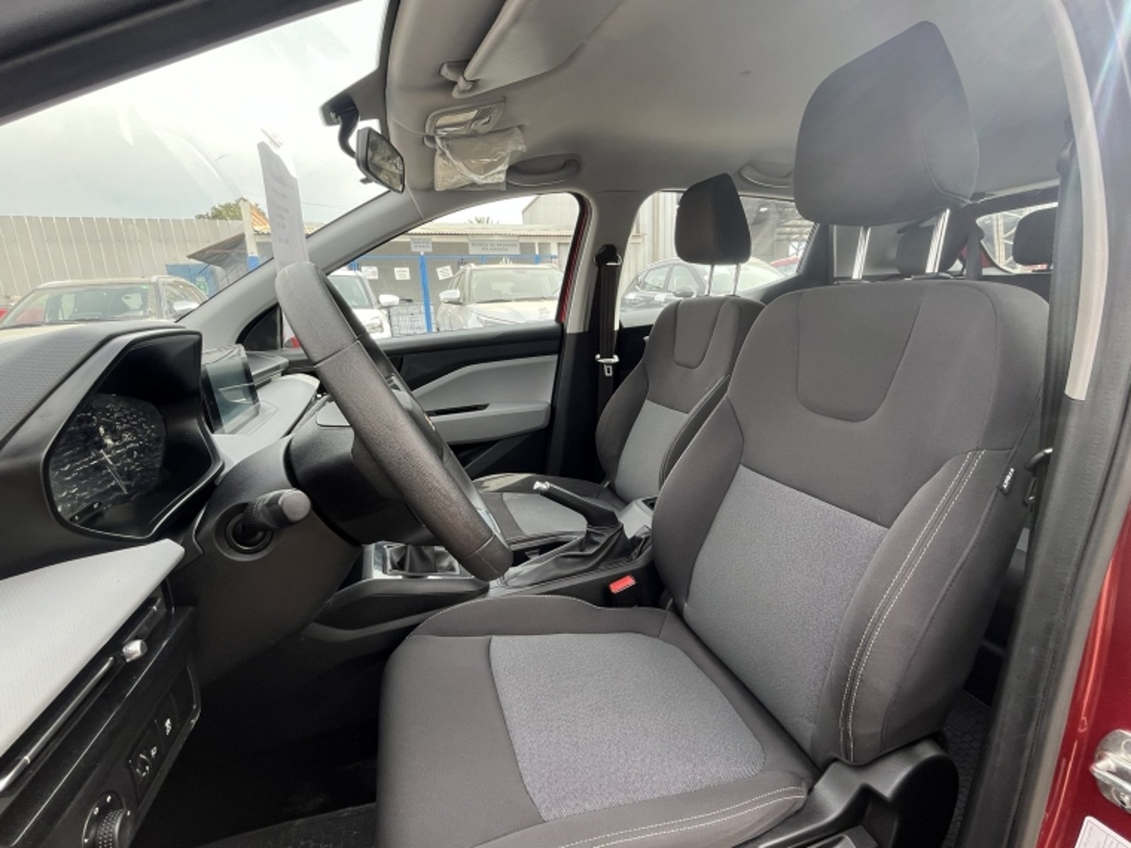 Chevrolet SAIL 1.5L HB LTZ MT 2025 - Imagen 12 de 20
