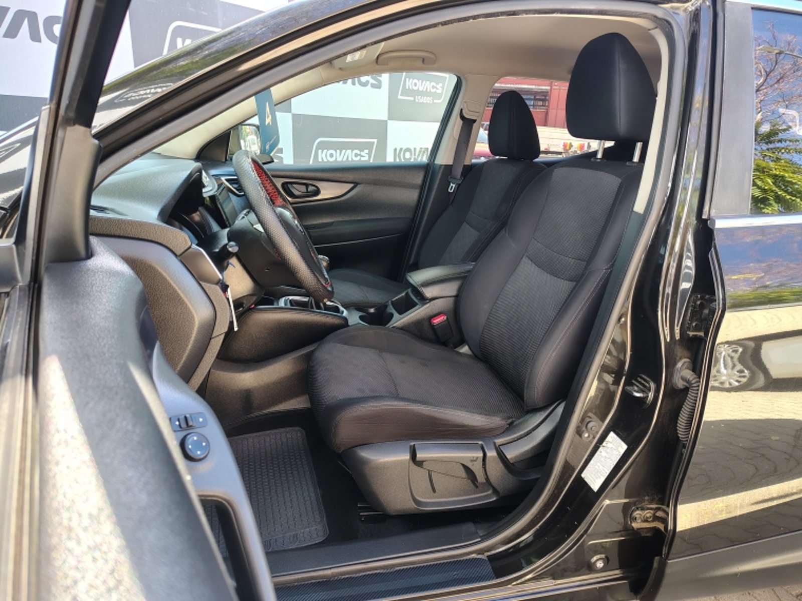 NISSAN QASHQAI 2.0 ADVANCE AC MT 4X2 2018 - Imagen 14 de 20