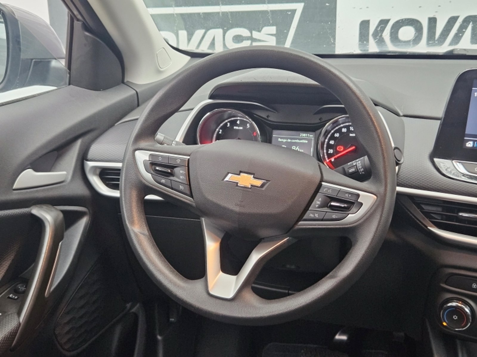 Chevrolet TRACKER 1.2T LTZ AT 2025 - Imagen 11 de 19