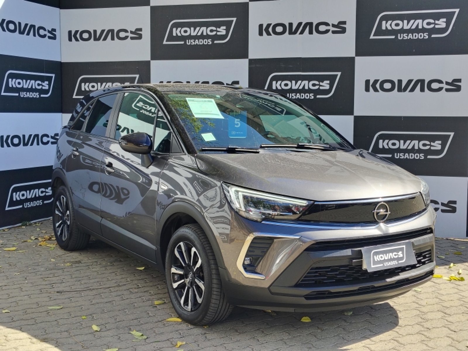Opel CROSSLAND 1.2T EDITION AT 2024 - Foto 4 de 19