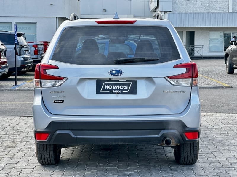 Subaru FORESTER 2.0 X AT 4X4 2022 - Imagen 6 de 17