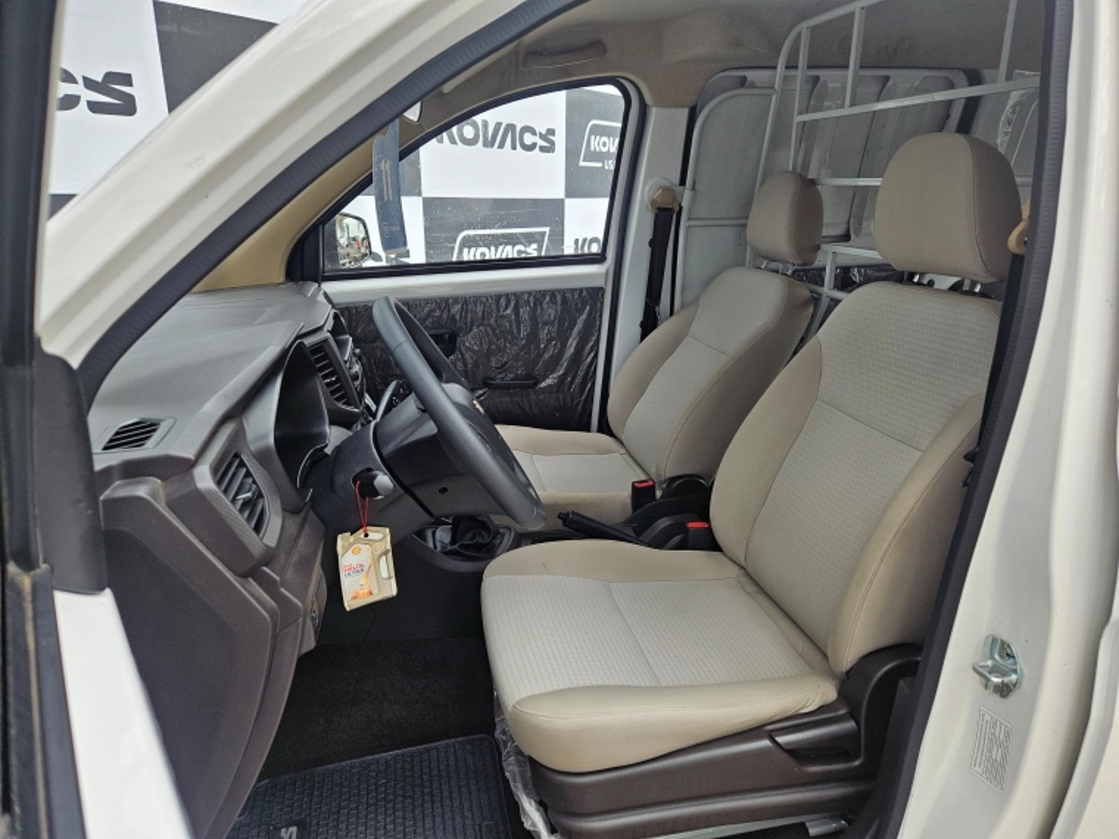 Chevrolet N400 1.5 AC MT 2023 - Imagen 11 de 15