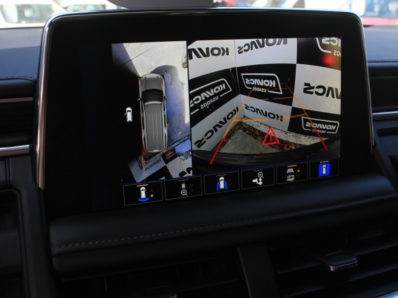CHEVROLET TAHOE 5.3  Z71  AT  4X4 2024 - Imagen 17 de 20