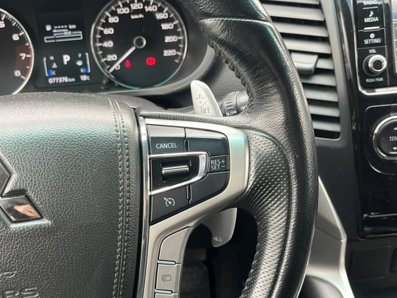 Mitsubishi MONTERO SPORT 3.0 AT  4X2 2020 - Imagen 18 de 20
