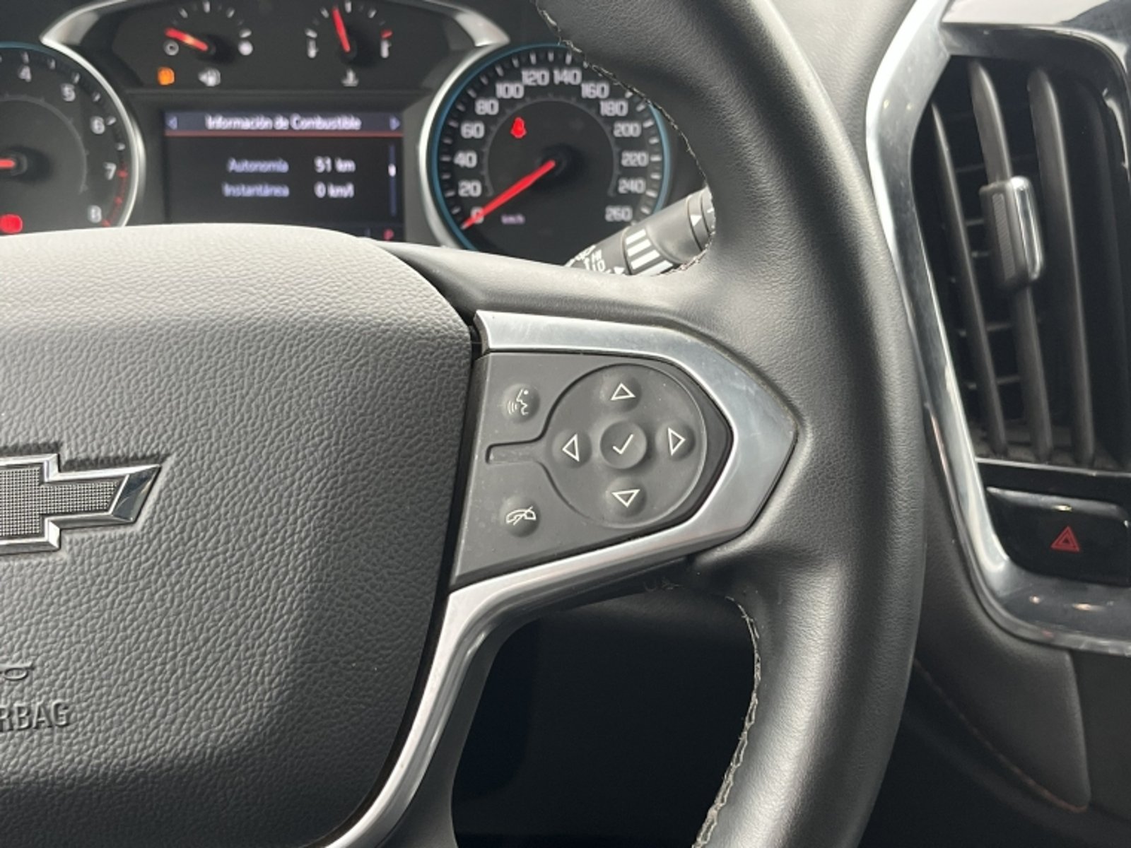 Chevrolet TRAVERSE RS AWD P 2023 - Imagen 19 de 20