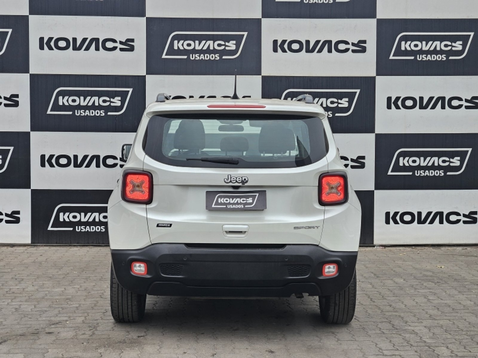 Jeep RENEGADE SPORT LX AT 2023 - Foto 5 de 20