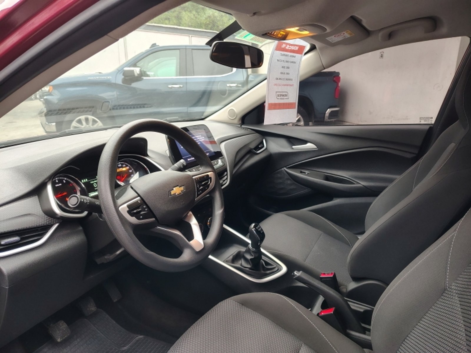 CHEVROLET ONIX 1.0 SEDAN LTZ MT 2024 - Imagen 9 de 20