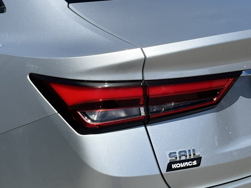Chevrolet SAIL 1.5L LTZ  MT 2024 - Imagen 11 de 20