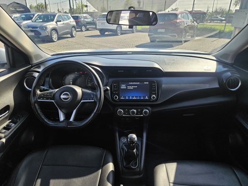 Nissan KICKS 1.6 ADVANCE MT 2024 - Imagen 9 de 19
