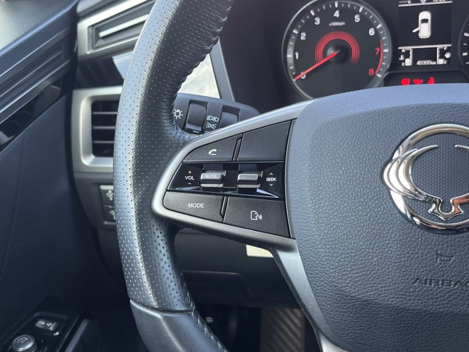 SsangYong KORANDO GLX 1.5 2023 - Imagen 18 de 20