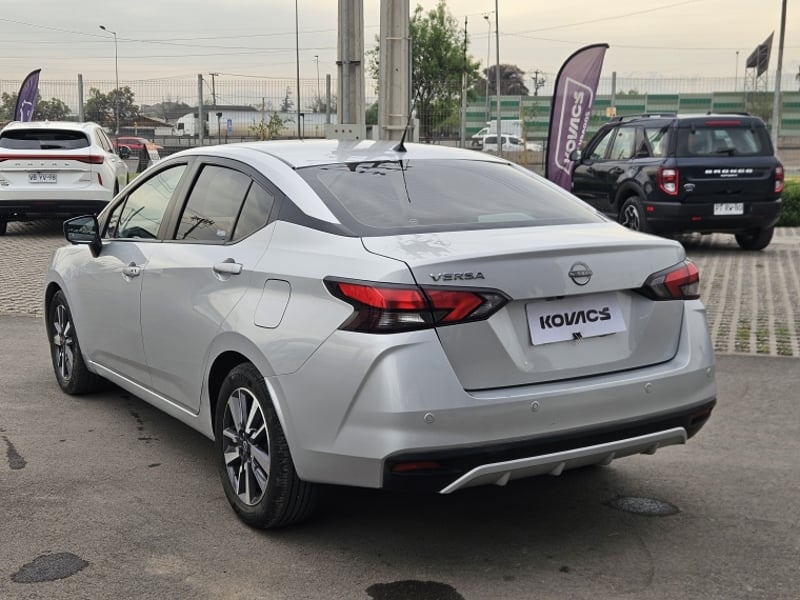 Nissan VERSA ADVANCE AT 1.6 2023 - Imagen 6 de 18