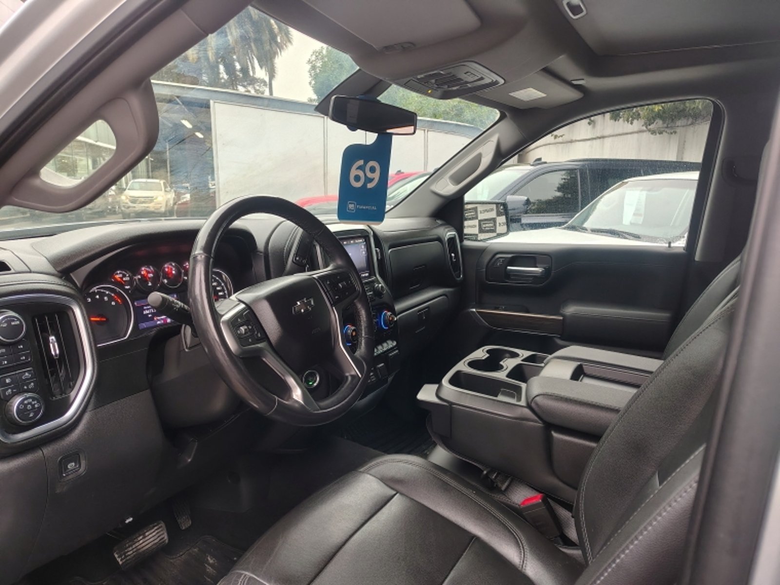 Chevrolet SILVERADO 5.3 CC LT TB AT  4X4 2020 - Imagen 9 de 18