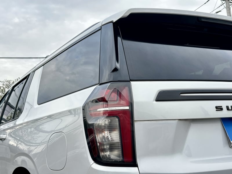 Chevrolet SUBURBAN 5.3 Z71 AT 4X4 2024 - Imagen 8 de 20