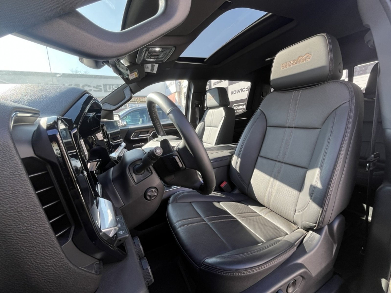 Chevrolet SILVERADO 3.0 TD HIGH COUNTRY AT 4X4 DIESEL 2025 - Imagen 15 de 20
