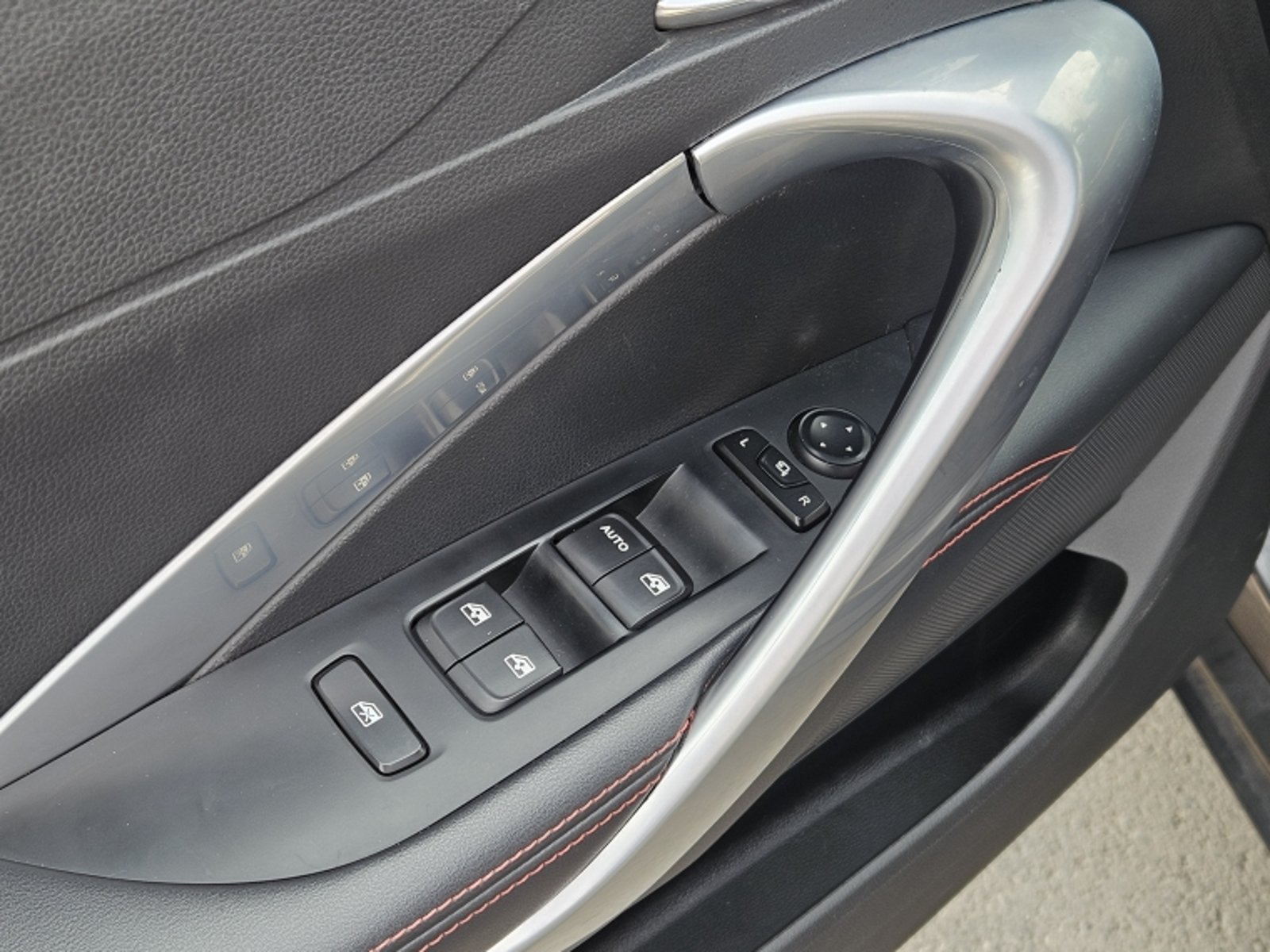 Chevrolet GROOVE 1.5 PREMIER MT 2023 - Imagen 19 de 20