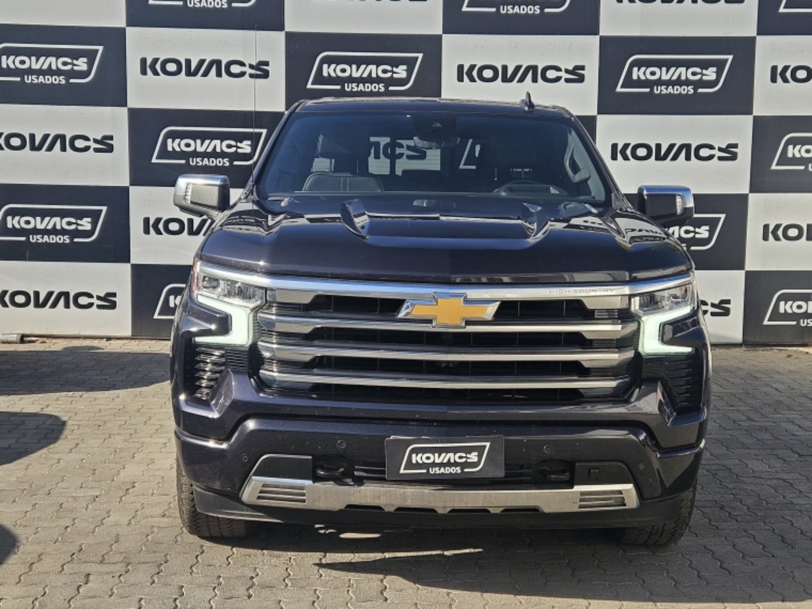 Chevrolet SILVERADO 3.0 TD HIGH COUNTRY AT 4X4 DIESEL 2024 - Foto 2 de 20