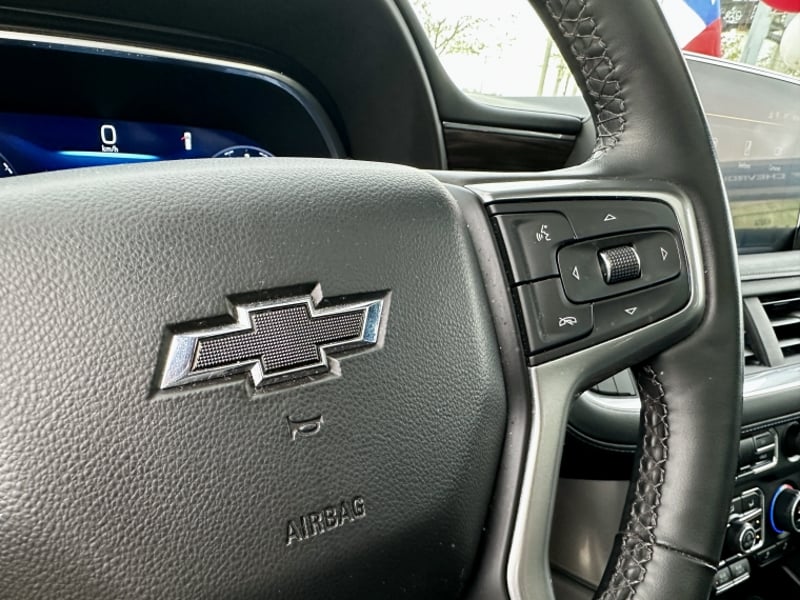 Chevrolet SUBURBAN 5.3 Z71 AT 4X4 2024 - Imagen 12 de 20