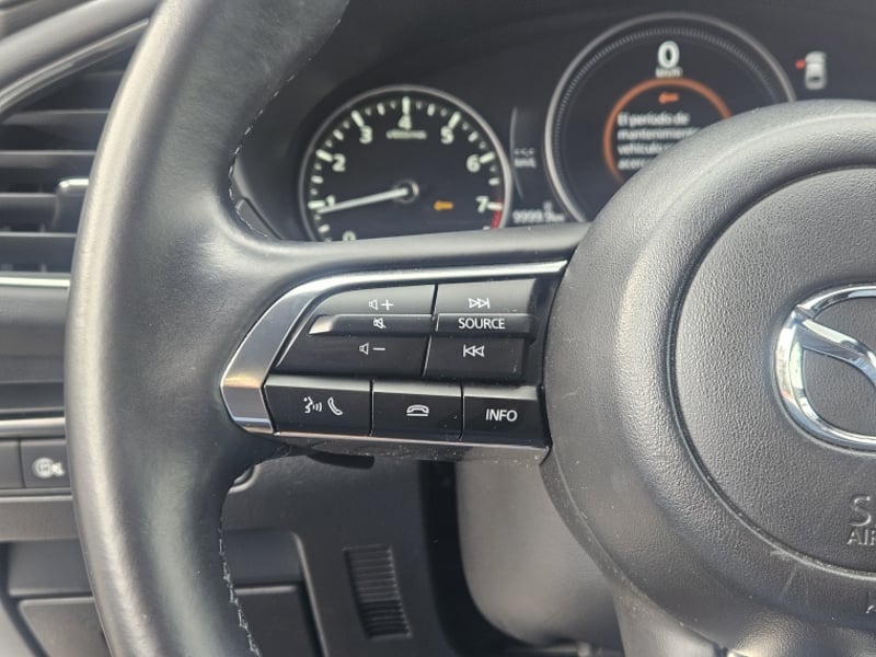 Mazda 3 2.0 SPORT CORE AT 2024 - Imagen 17 de 20