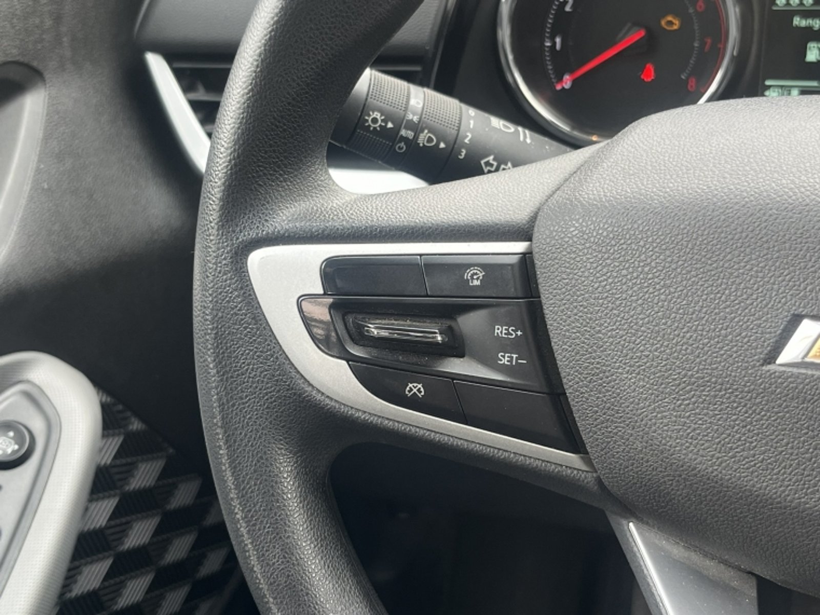 CHEVROLET MONTANA LT MT 2024 - Imagen 17 de 20