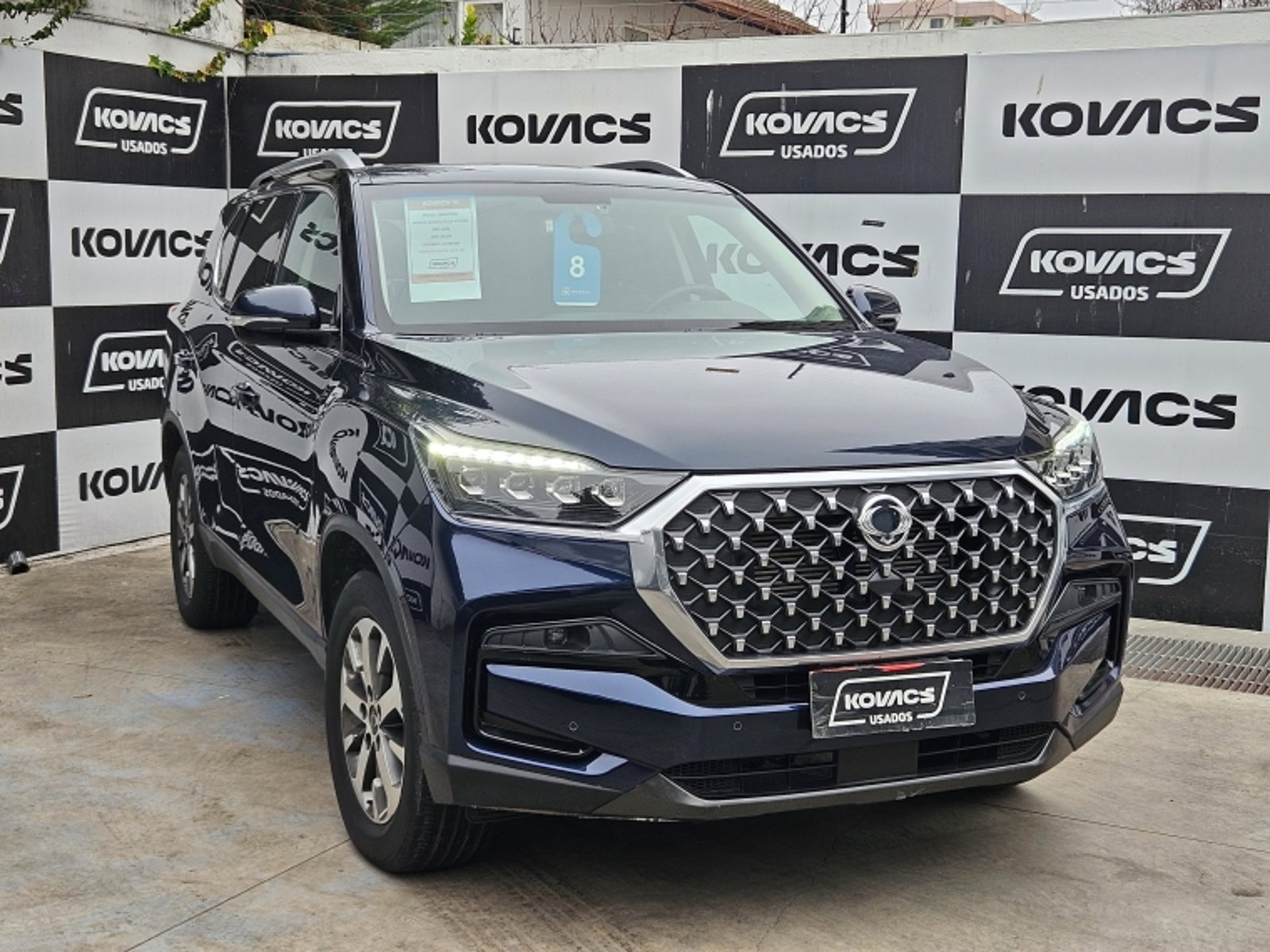 SsangYong REXTON 2.2  GLX AT DIESEL 2024 - Foto 4 de 19