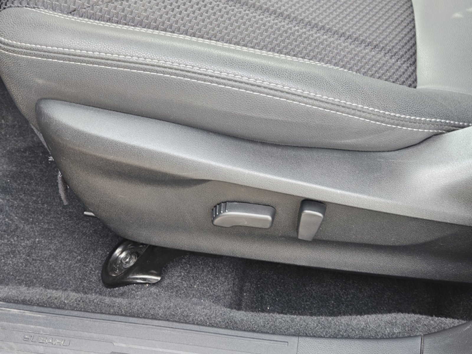 SUBARU FORESTER DYNAMIC EYESIGHT AT 4X4 2.0 2025 - Imagen 16 de 20