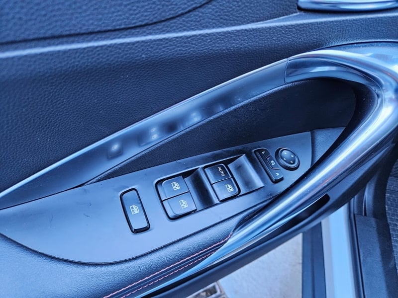 Chevrolet GROOVE 1.5L PREMIER  MT 2024 - Imagen 11 de 20