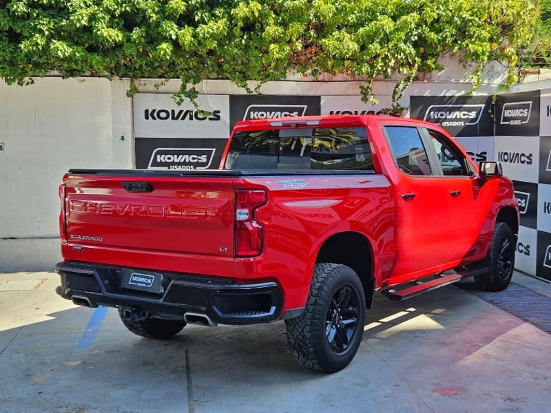 Chevrolet SILVERADO 5.3  CC LT TB  AT 2023 - Imagen 5 de 19