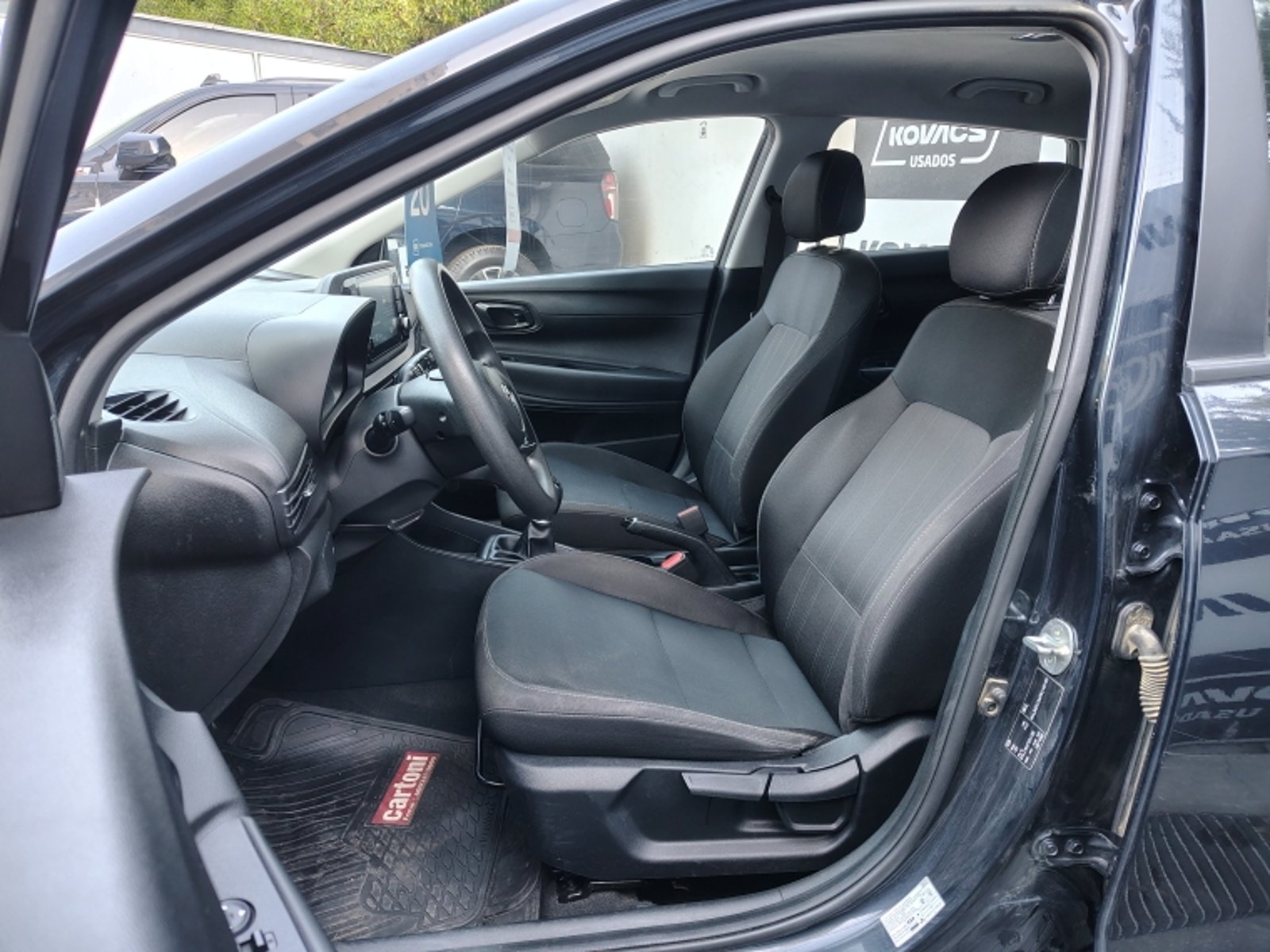 HYUNDAI I-20 1.4 BI3   PLUS  MT 2023 - Imagen 8 de 17