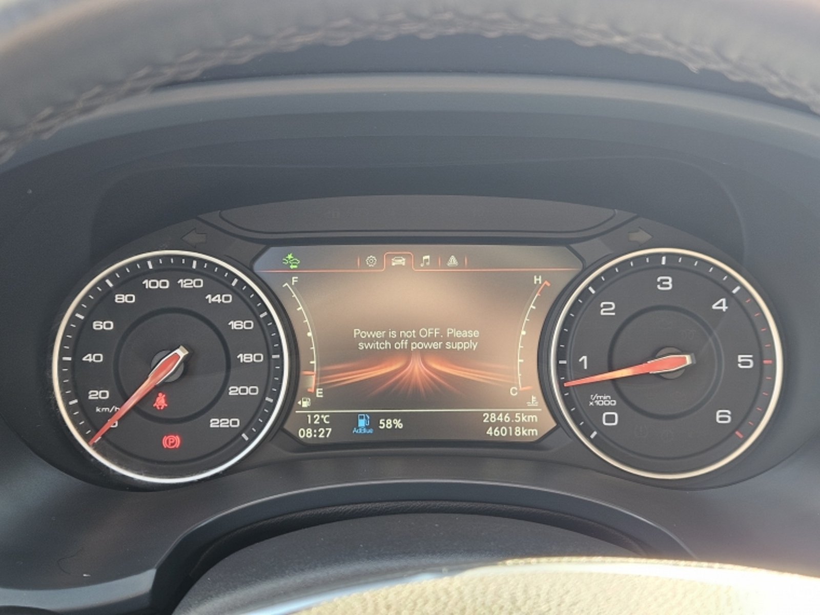 Dongfeng AX5 DF6 2.5 MT DIESEL 2023 - Imagen 17 de 20