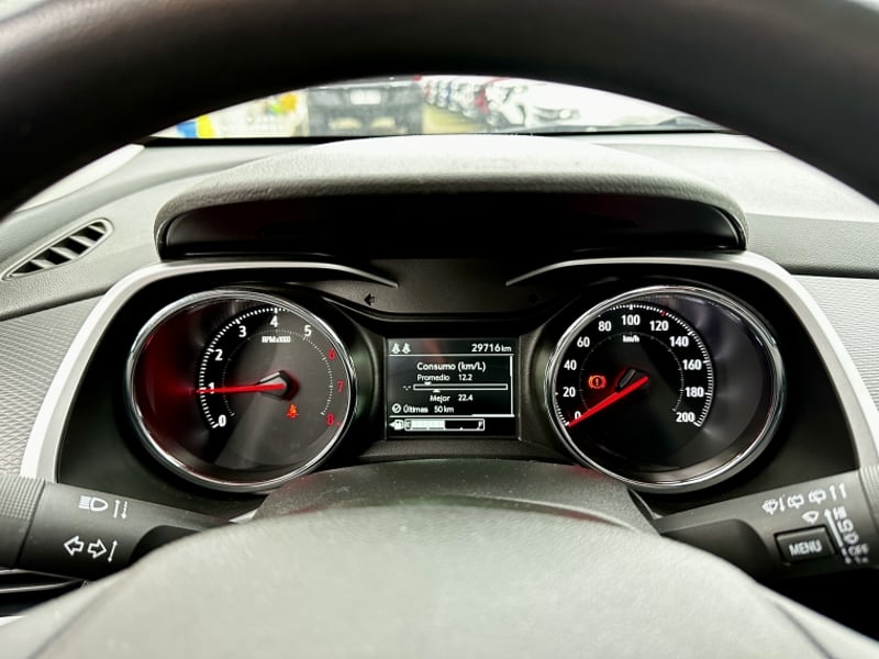 Chevrolet TRACKER 1.2T LTZ MT 2024 - Imagen 11 de 18