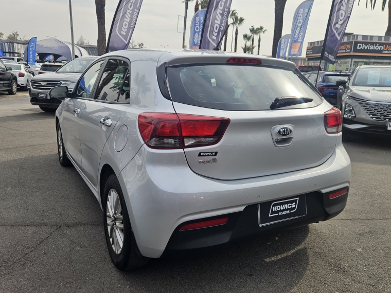 KIA RIO 5 EX 1.4 MT 2021 - Imagen 6 de 20
