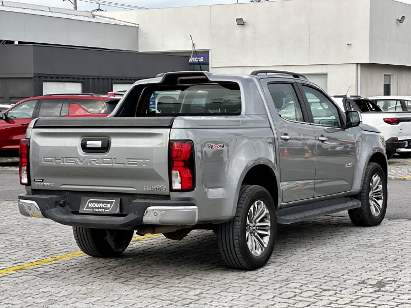 CHEVROLET COLORADO 2.8 HC AT 2024 - Imagen 5 de 18