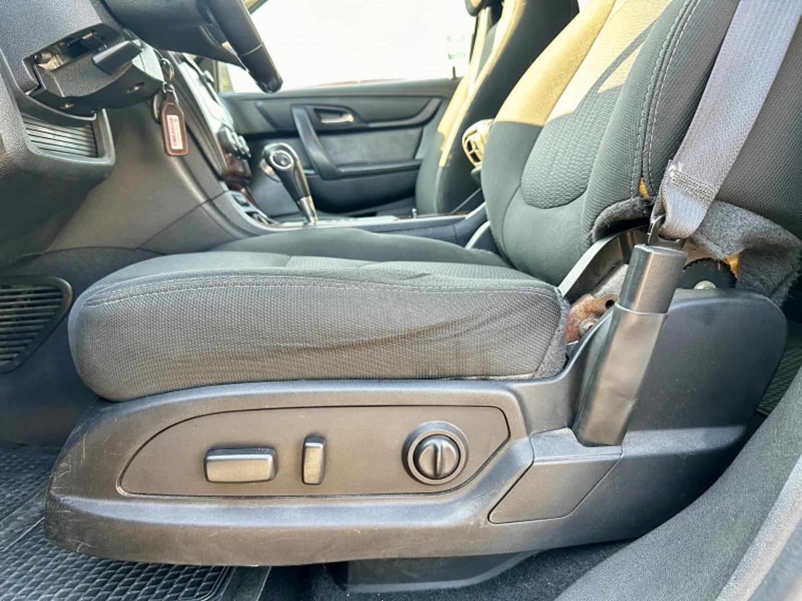 CHEVROLET TRAVERSE 3.6 III 1LT SU AT 4X2 2015 - Imagen 16 de 20