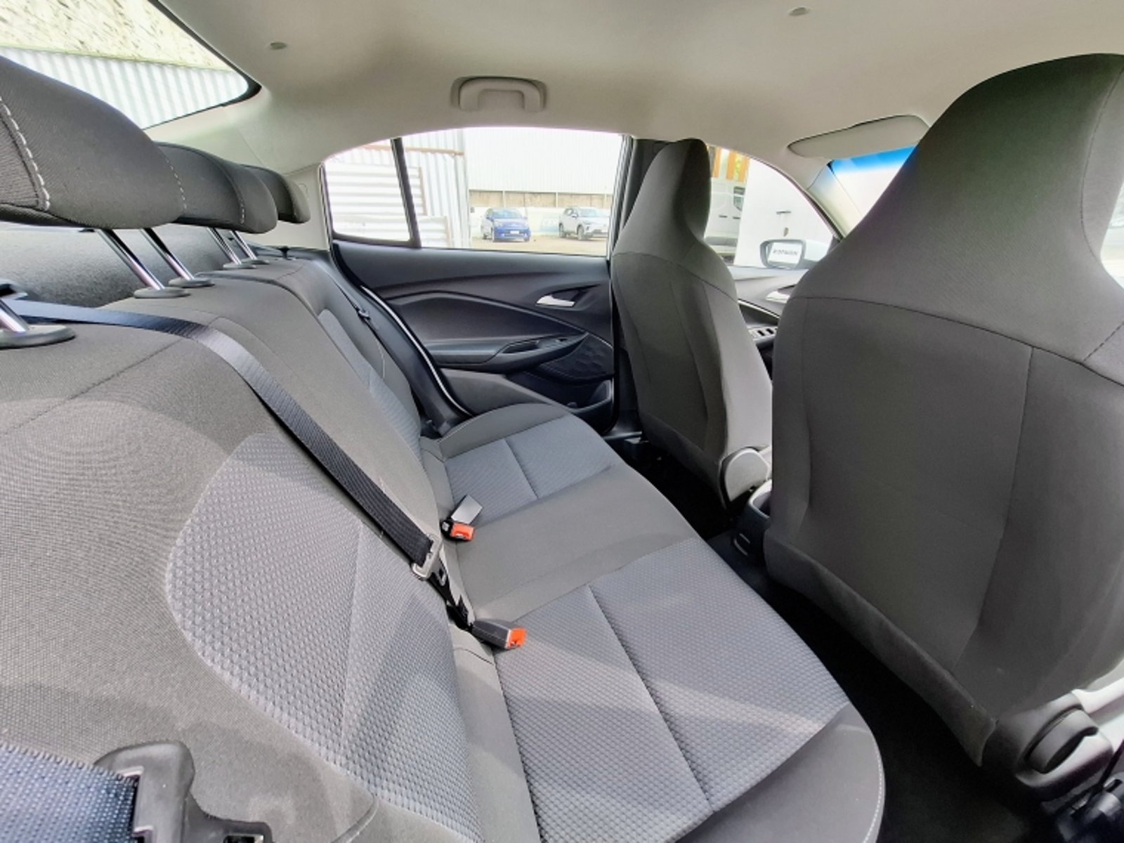 CHEVROLET ONIX ONIX NB 1.0 2024 - Imagen 17 de 20